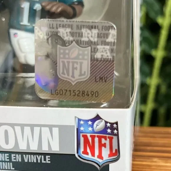 Funko Pop! NFL Philadelphia Eagles A.J. Brown #300 Vinyl Figure. New in box! - Picture 8 of 10